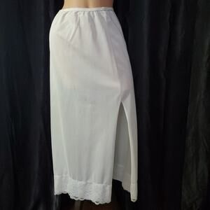 Vintage WONDER VAL Long Half Slip WHITE SATIN Long Leg Slit ILGWU UNION Large